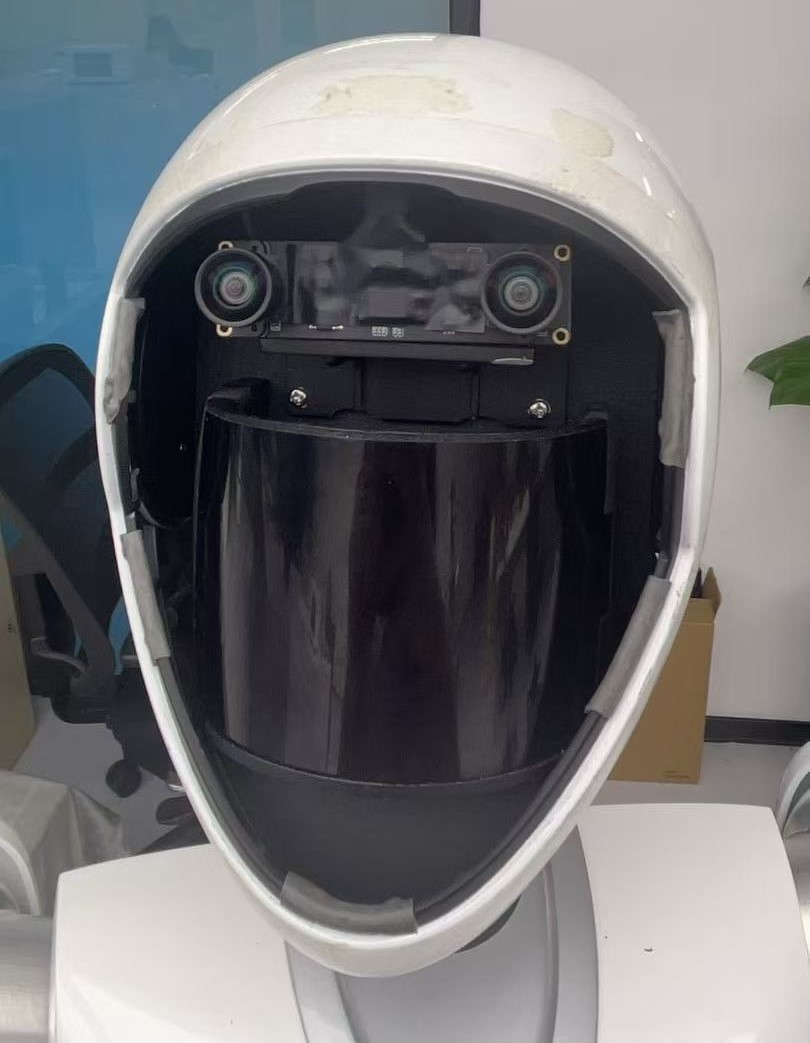 Two eyes camera are used to ensure wide field of view of the teleoperated robot